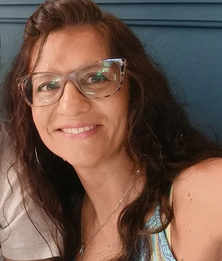 Ana L. — Senior Accounting and Audit Specialist from United States