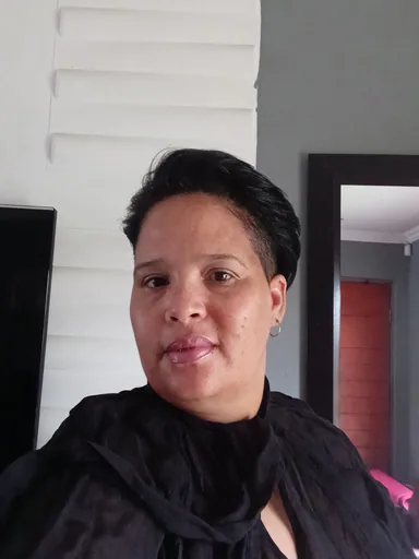 renee M. profile photo