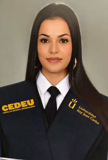 claudia profile photo
