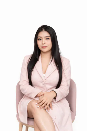 ma V. profile photo
