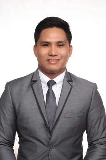 Jette S. — Mid-Level E-commerce Operations Manager from Philippines