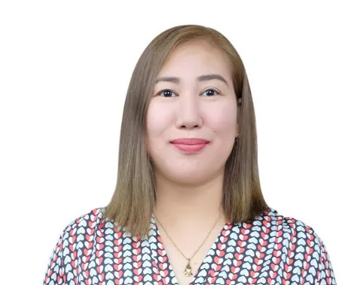 Rhonallyn C. — Mid-Level Customer Service and Marketing Specialist from Philippines