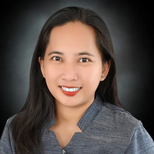 Romella F. — Senior Executive Assistant and Freight Logistics Coordinator from Philippines