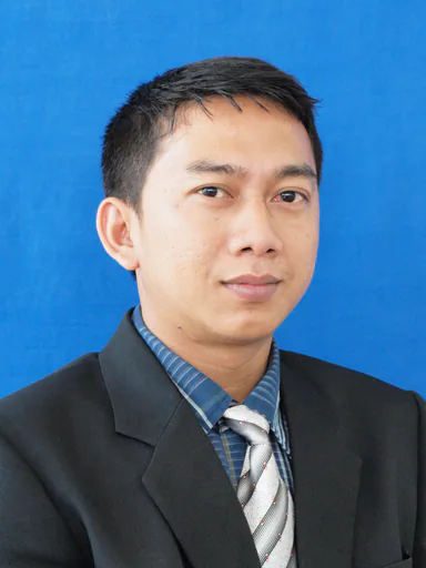 Dede R. — Mid-Level Architecture Project Manager from Indonesia