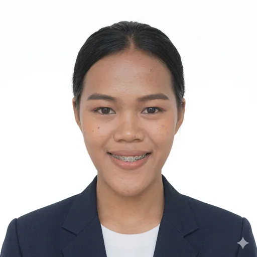 Lara M. profile photo