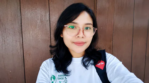 nelli L. — Senior Community Development Project Manager from Indonesia