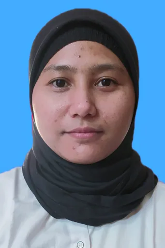 Rhenna D. — Senior Industrial Engineer and Chemical Analyst from Indonesia