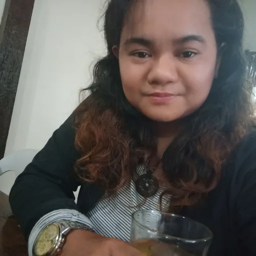 Photo of Angela M.