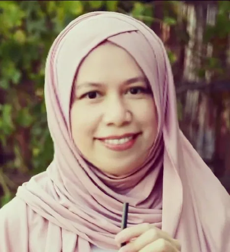 lolly H. — Junior E-commerce Email Marketing Specialist from Indonesia