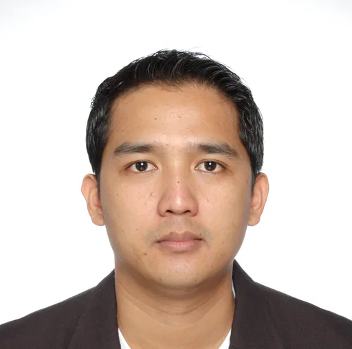 John C. — Senior Operations Manager from Philippines
