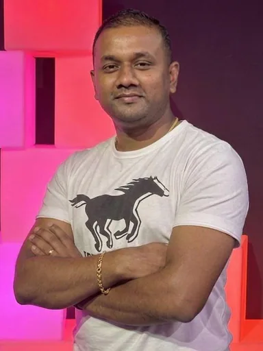 Sridhar R. — Senior System Engineer from Czechia