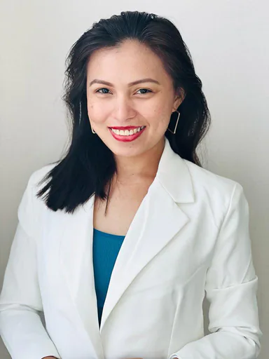 Angeli A. — Mid-Level Real Estate Operations Specialist from Philippines