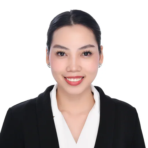 De L. profile photo