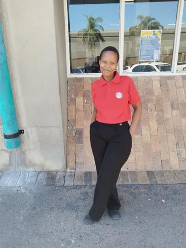 Nomhle profile photo