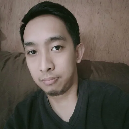Edison M. — Mid-Level Property Management Assistant from Philippines