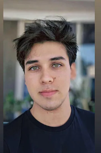 Alexander T. — Senior Full-Stack Software Engineer from Argentina