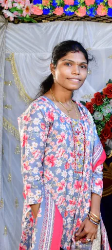 Voona R. profile photo