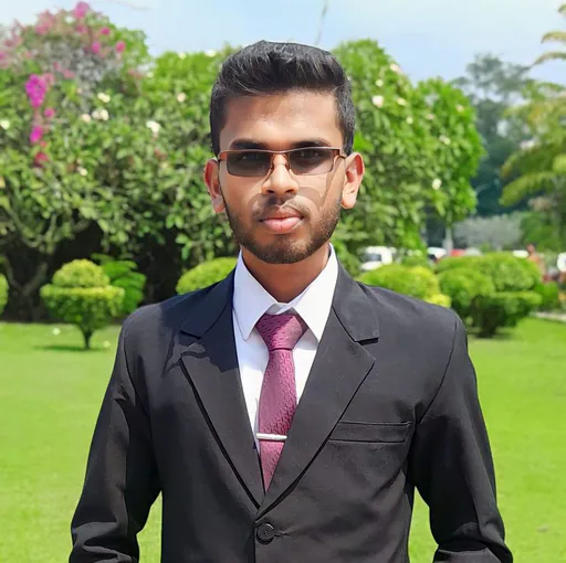 Nimesh N. — Mid-Level Finance Manager from Sri Lanka