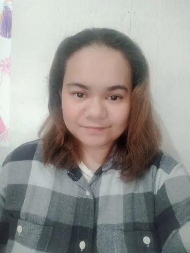 Photo of Angela M.