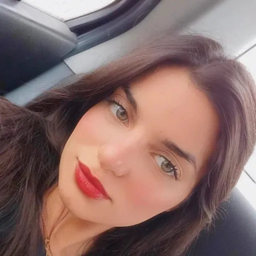 oumaima C. profile photo