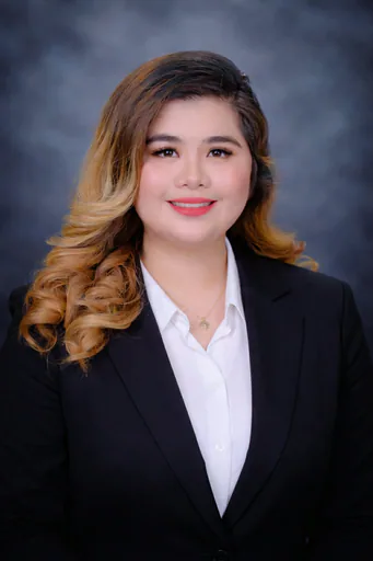 roana M. profile photo