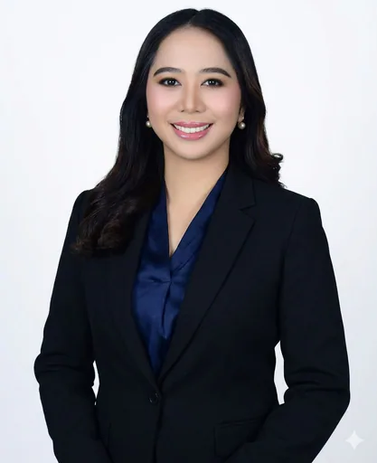 Danica F. — Mid-Level Social Media Manager from Philippines