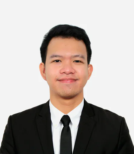 Kriss R. — Senior External Auditor from Philippines