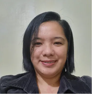 Sweetheart N. — Mid-Level Support Center Manager from Philippines