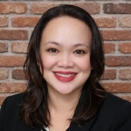Ann P. — Mid-Level Customer Service Manager from Philippines