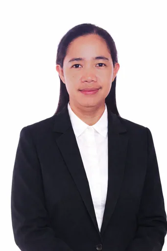 Analyn D. — Mid-Level Hospitality Accounting Specialist from Philippines