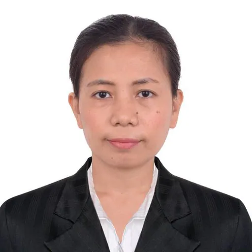 Jaylyn J. — Senior Accountant from Philippines