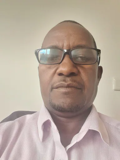 Peter N. — Senior Finance and Administration Manager from Kenya