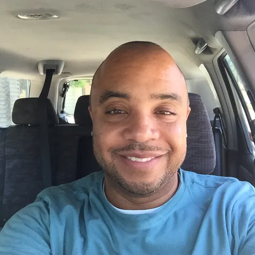 David E. profile photo