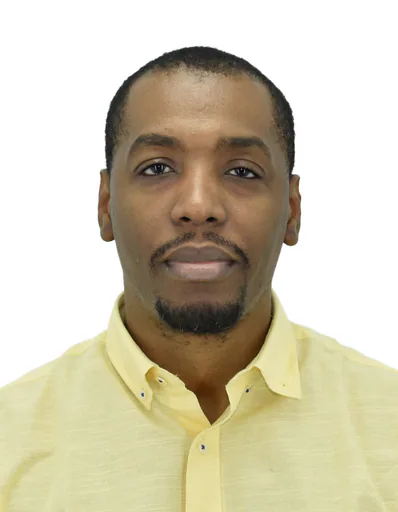 Russ R. — Mid-Level IT Support & Network Administrator from Canada