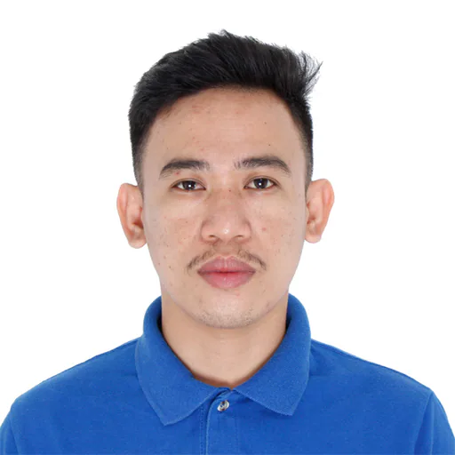 Roldan J. — Mid-Level Social Media Manager from Philippines