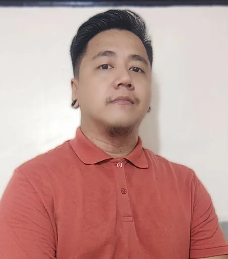 Arnold L. — Mid-Level IT Support Engineer from Philippines