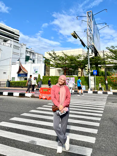 Photo of Dinda N.