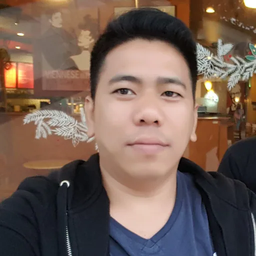 Adrian V. — Mid-Level Technical Support Specialist from Philippines