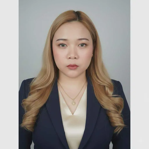 Maria A. — Junior Finance Analyst from Philippines