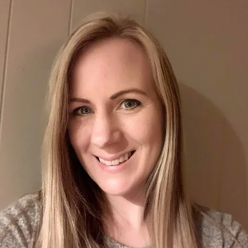 Sarah O. — Senior AI Evaluation Specialist from Netherlands