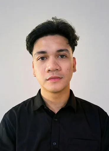 Leo B. — Mid-Level Recruitment & Customer Service Specialist from Philippines