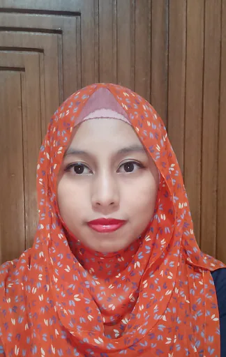 Resti — Junior Tax Consultant from Indonesia