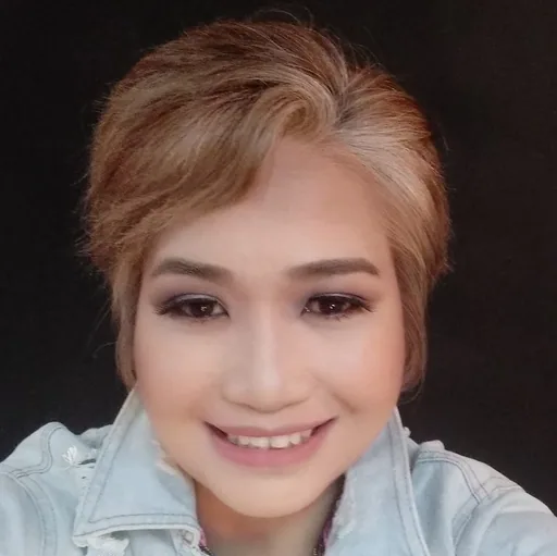 Aura M. profile photo