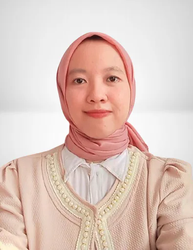 Yanti S. — Mid-Level HSE Officer from Indonesia