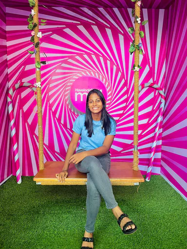 Amadhi W. profile photo