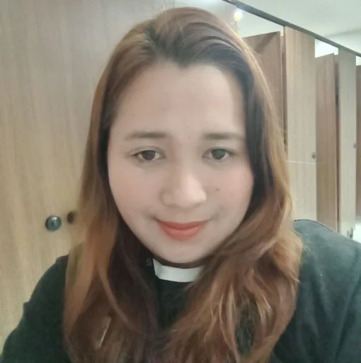 Genlyn G. — Mid-Level Operations Supervisor from Philippines