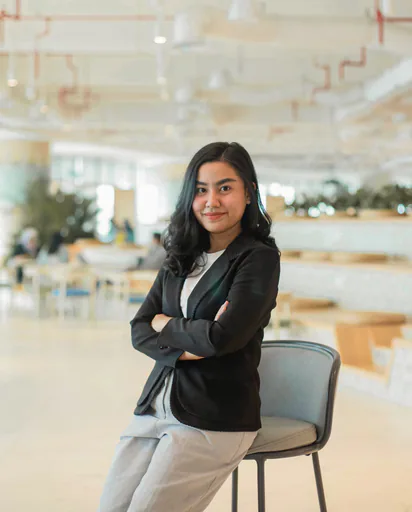 Angel V. — Mid-Level Public Relations Practitioner from Indonesia