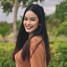 Maria K. — Mid-Level Social Media Manager from Philippines
