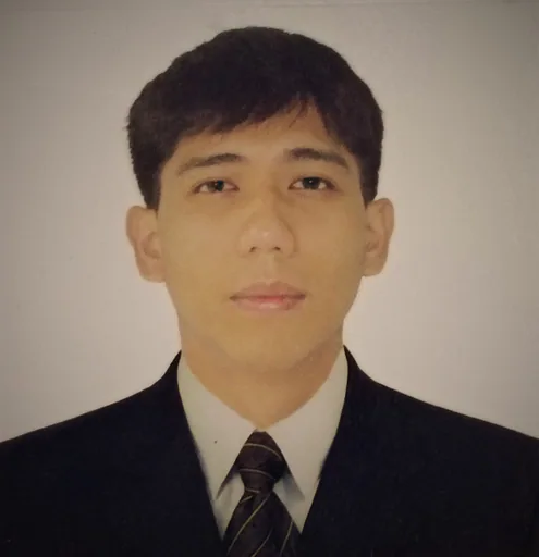 Francis C. — Senior Customer Service and Collections Specialist from Philippines