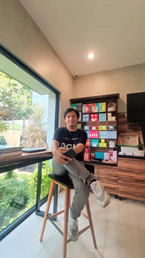 TB Y. — Junior Graphic Designer from Indonesia